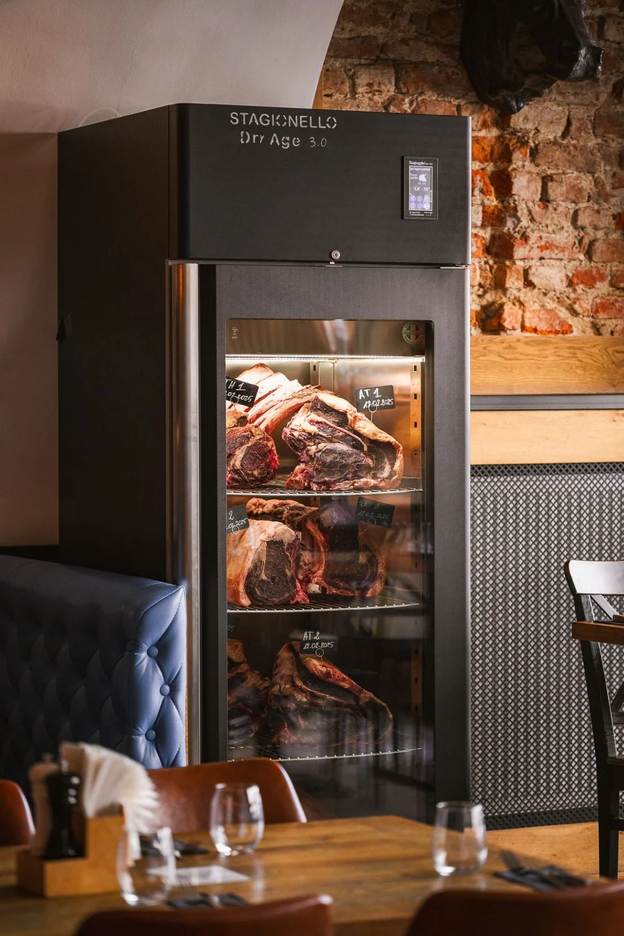 MooMoo Steak & Wine, Kraków
